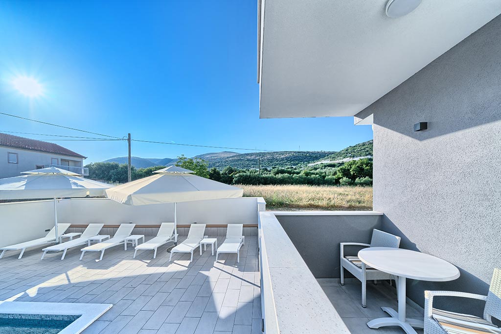 single room villa Dvori